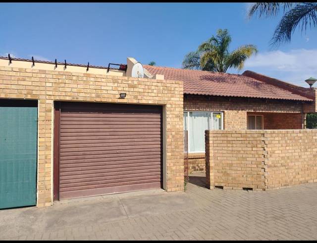3 BEDROOM PROPERTY TO RENT IN PENINA PARK